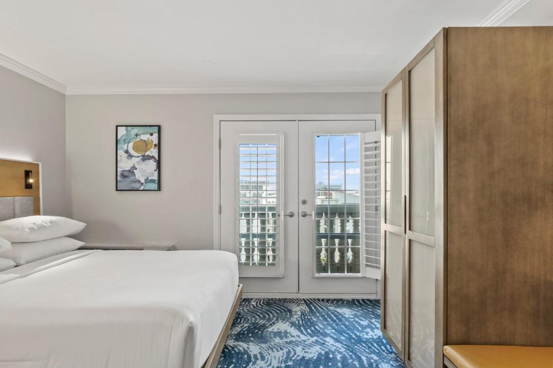 Photo of Bedroom in Lake Dot