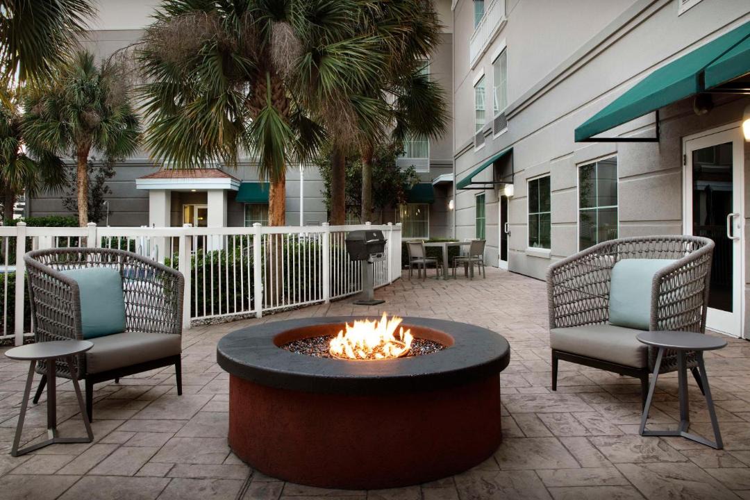 Photo of Patio Balcony in Airport North