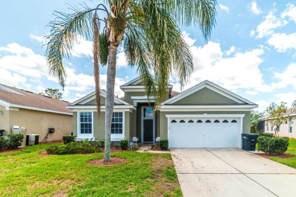 Photo of Others in Windsor Palms