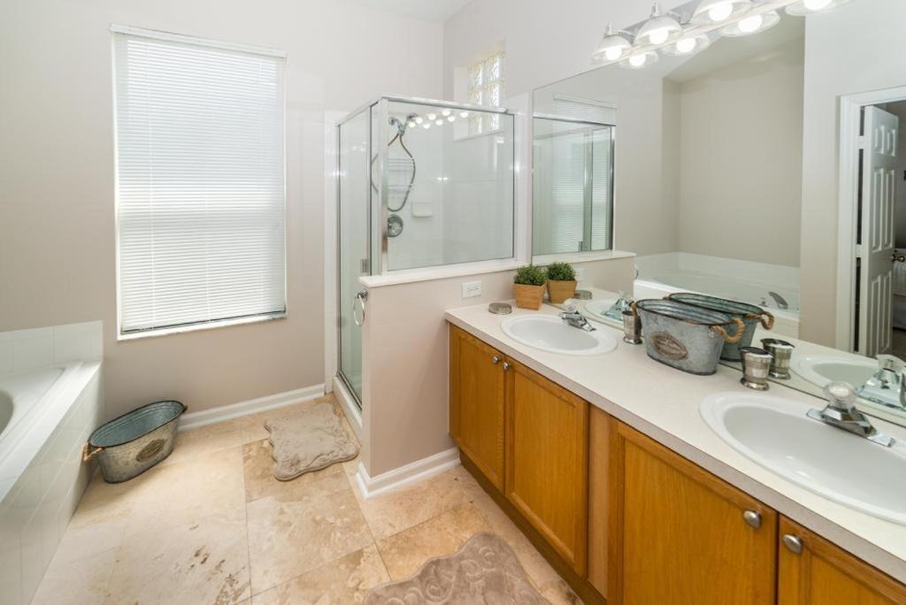 Photo of Bathroom in Windsor Palms