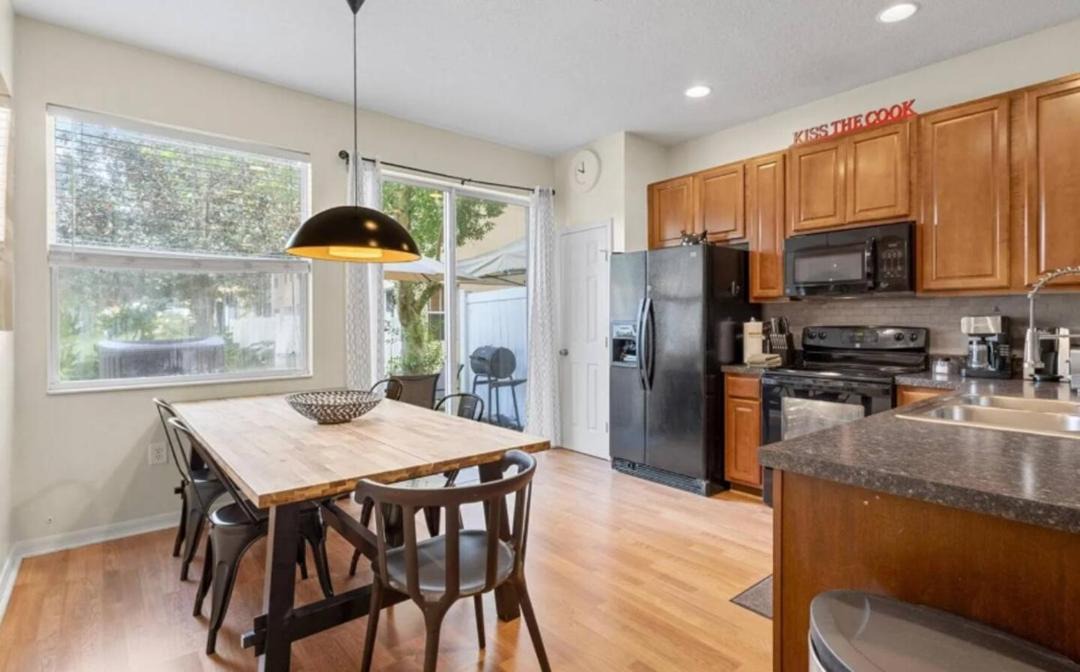 Photo of Kitchen in Crestwynd Bay