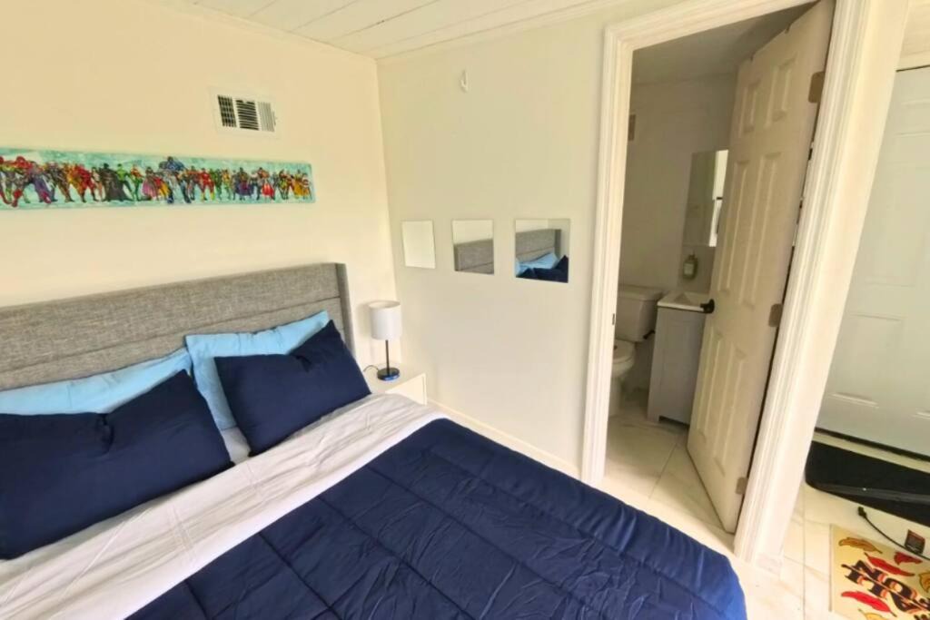 Photo of Bedroom in Buena Ventura Lakes
