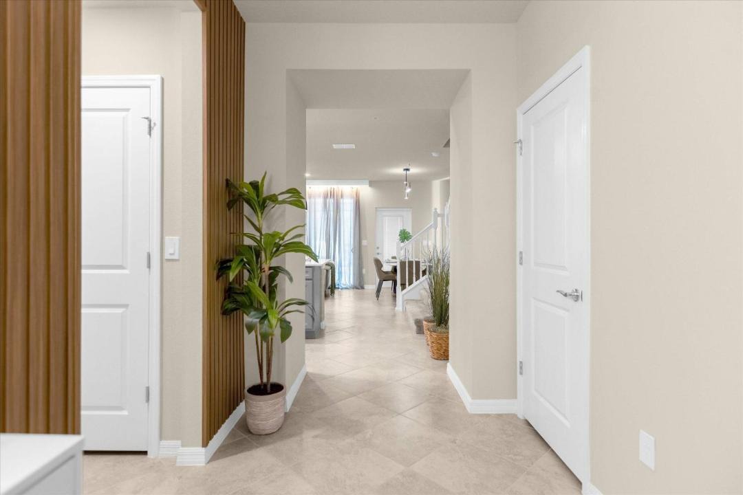 Photo of Others in Four Corners