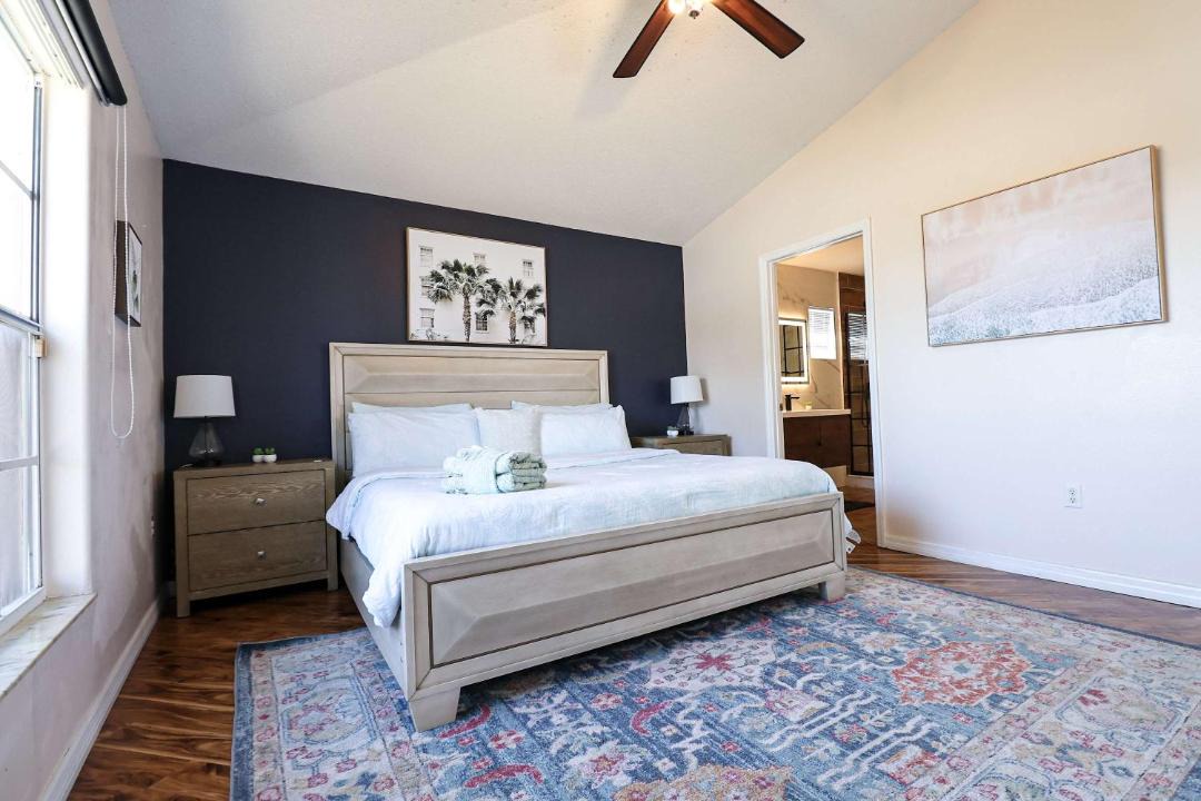 Photo of Bedroom in Buena Ventura Lakes