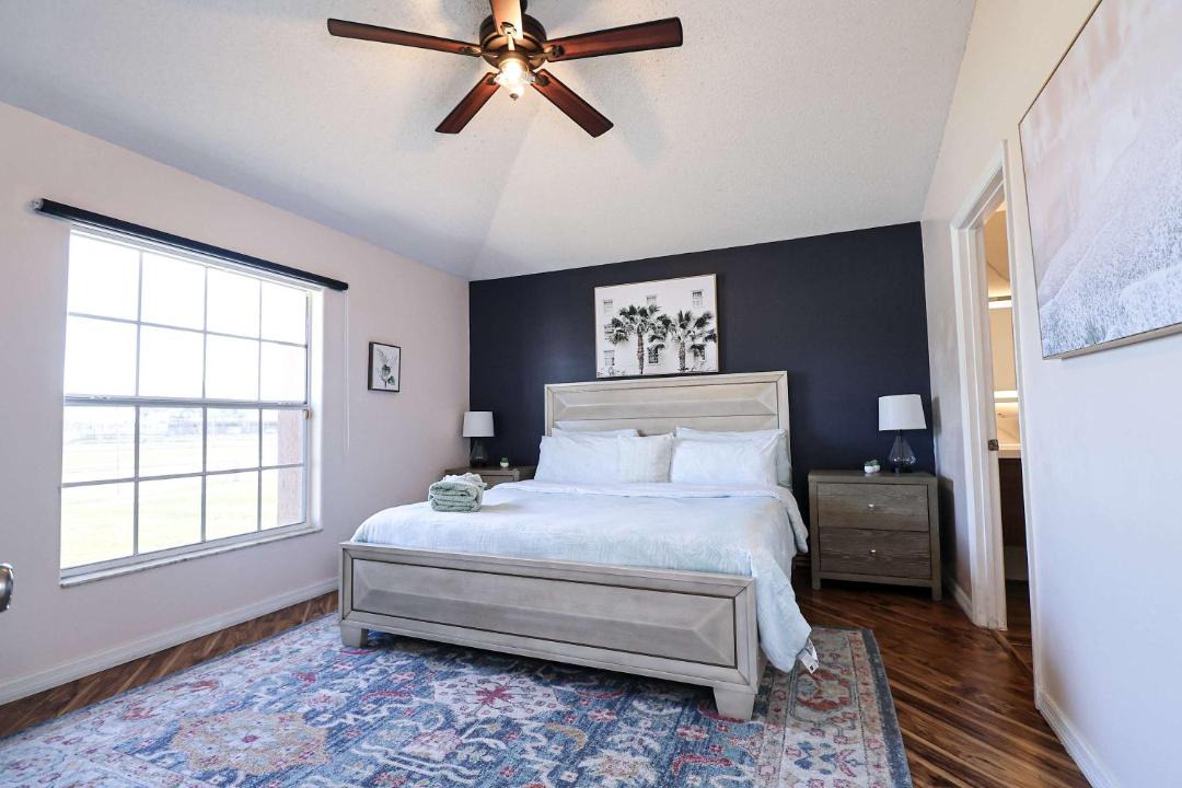 Photo of Bedroom in Buena Ventura Lakes