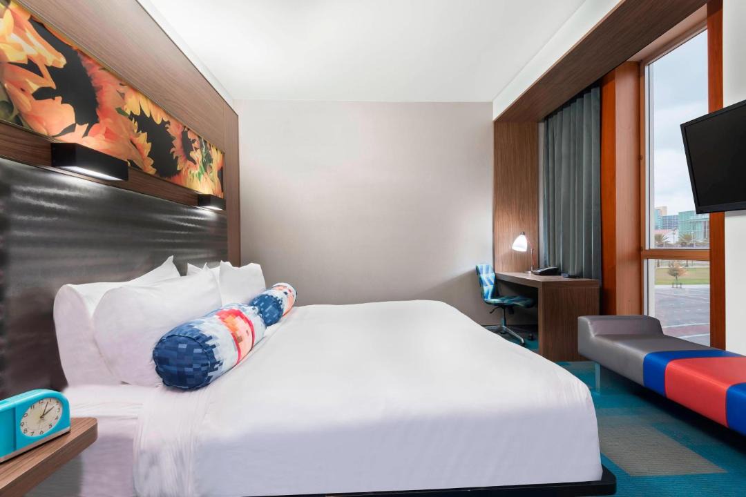 Photo of Bedroom in Downtown Orlando