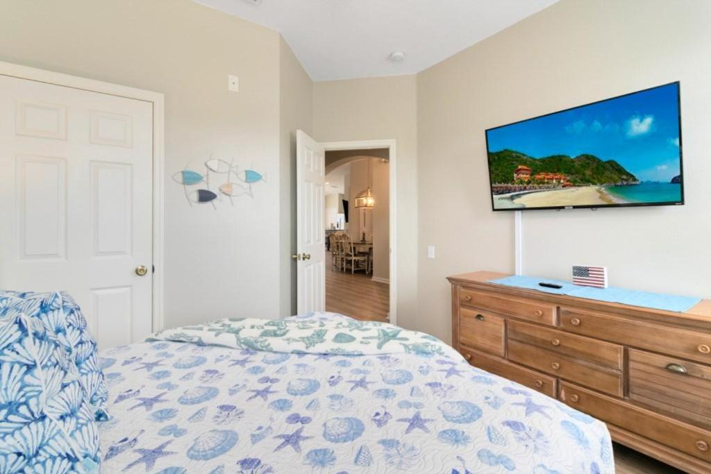 Photo of Bedroom in Windsor Palms