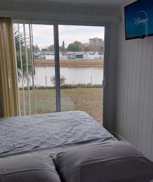Photo of Bedroom in Buena Ventura Lakes