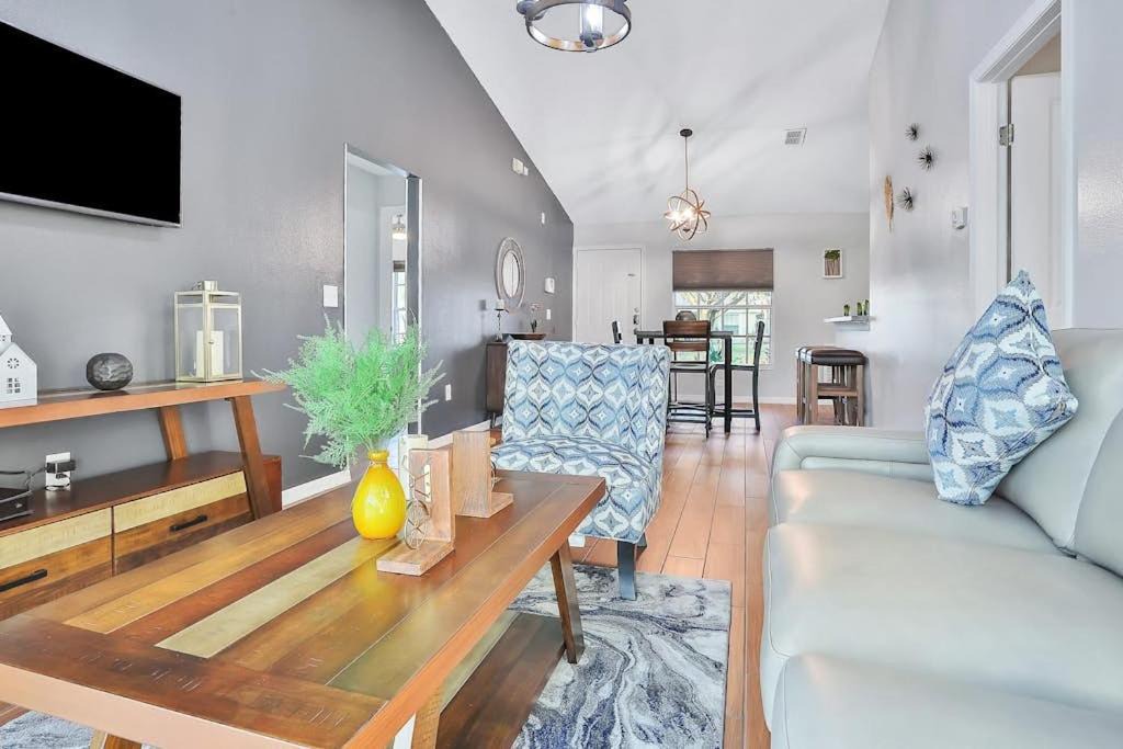 Photo of Livingroom in Wellington