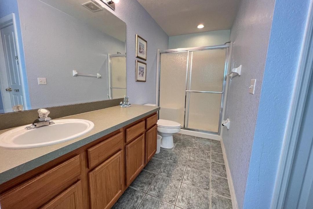 Photo of Bathroom in Loughman