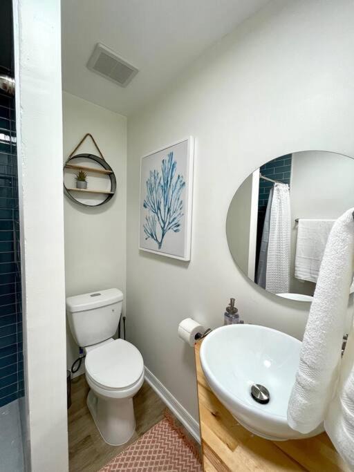 Photo of Bathroom in Buena Ventura Lakes
