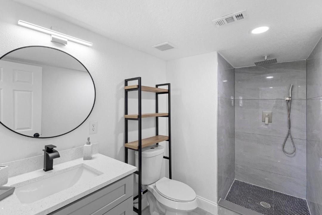 Photo of Bathroom in Oviedo