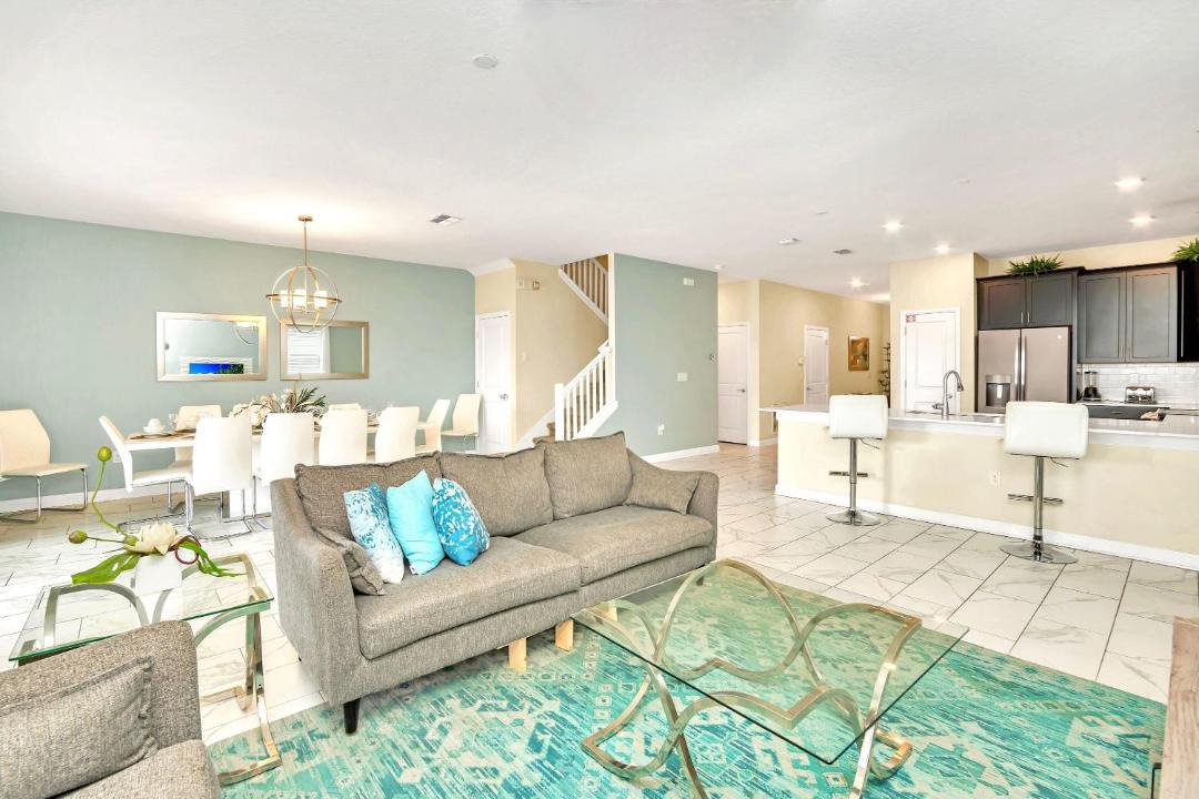 Photo of Livingroom in Davenport