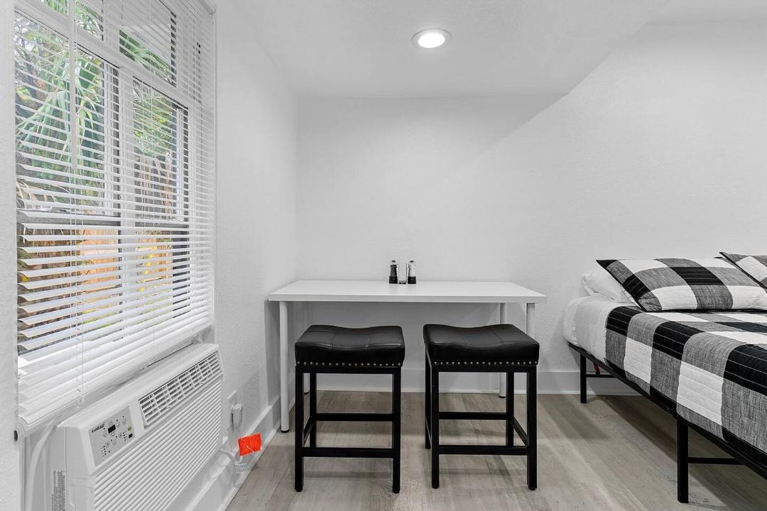 Photo of Bedroom in Lake Eola Heights