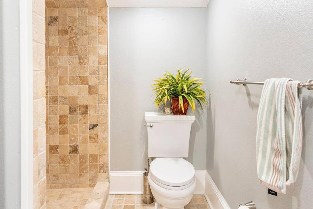 Photo of Bathroom in Lake Cherokee