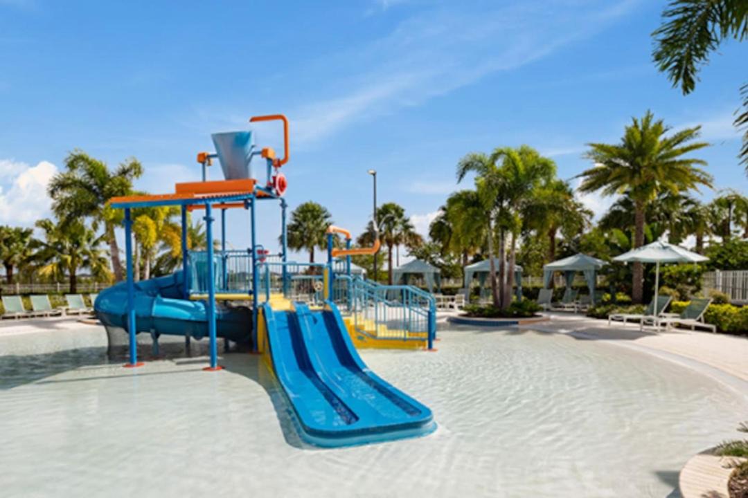 Photo of Others in Four Corners