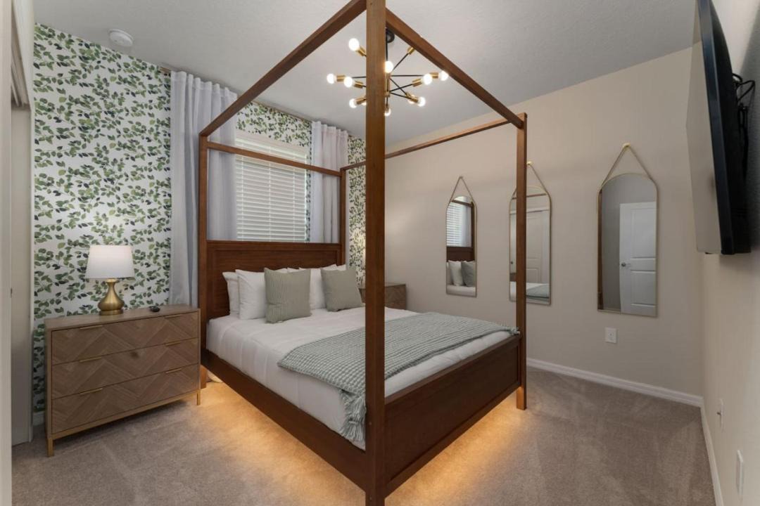 Photo of Bedroom in Davenport