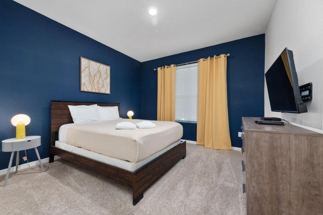 Photo of Bedroom in Loughman