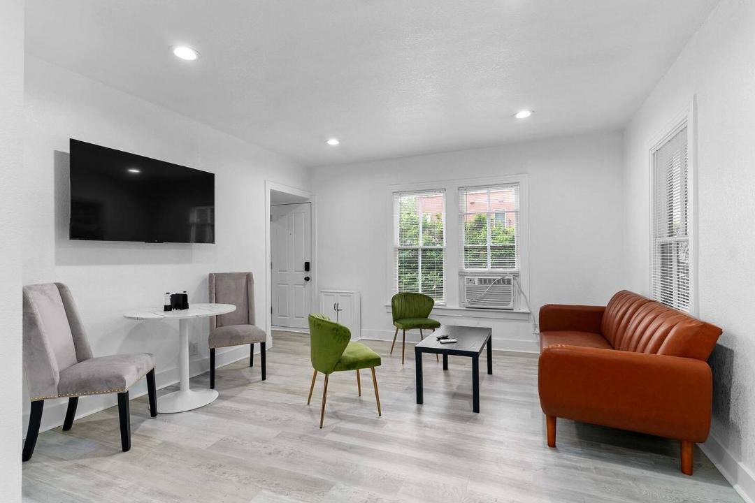 Photo of Livingroom in Lake Eola Heights