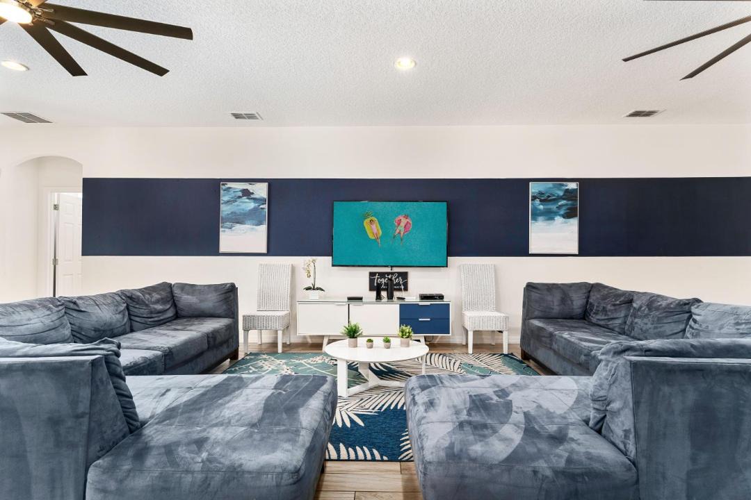 Photo of Livingroom in Loughman