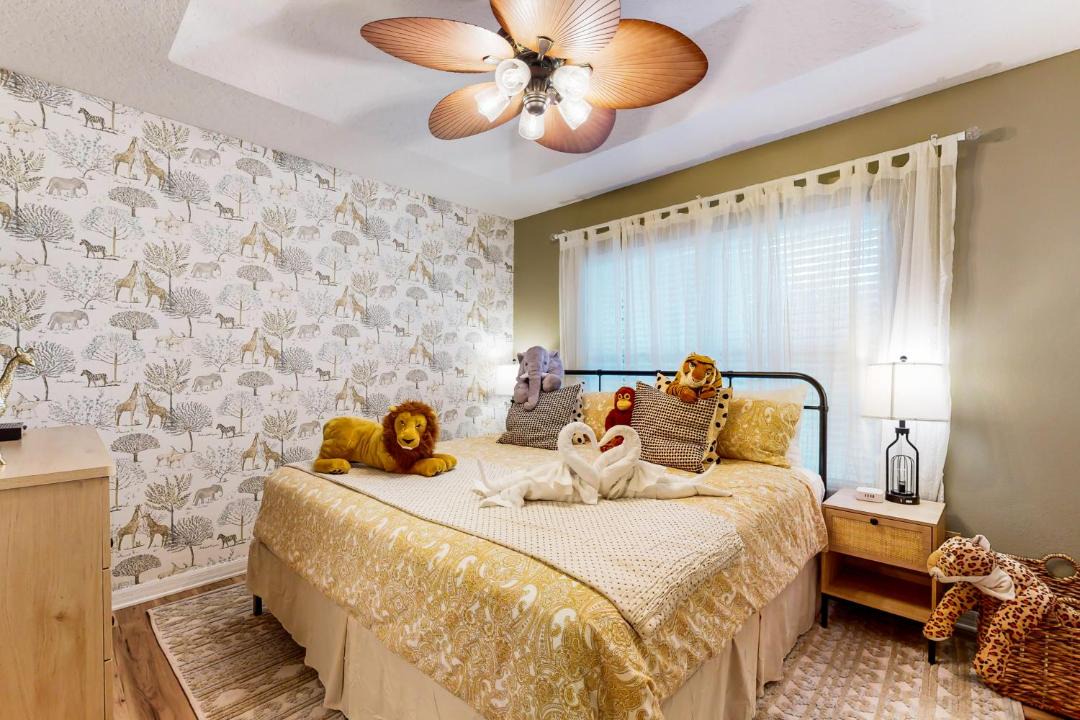 Photo of Bedroom in Crestwynd Bay