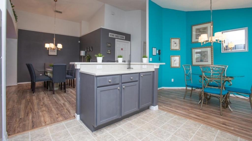 Photo of Others in Orange Tree