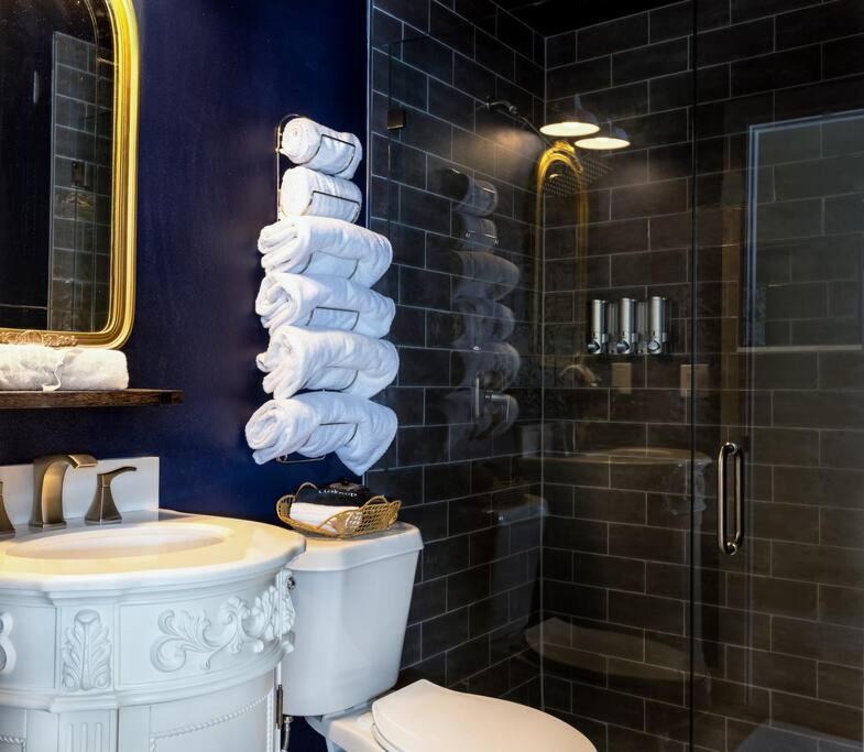 Photo of Bathroom in Lake Davis - Greenwood