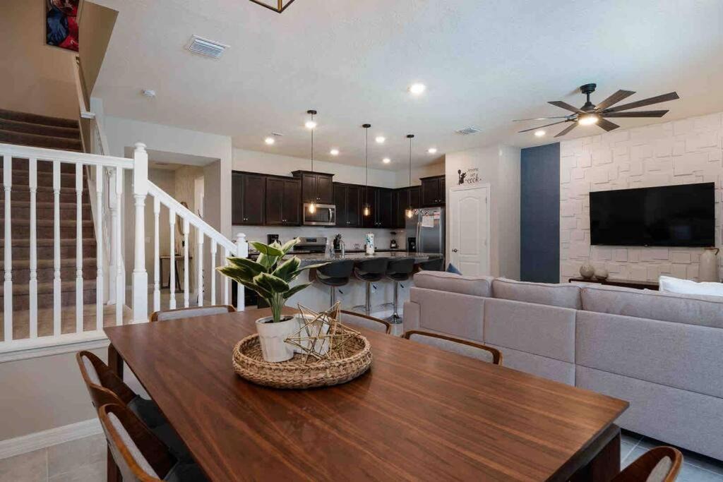 Photo of Livingroom in Loughman