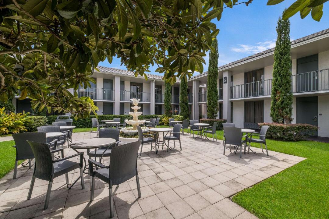 Photo of Patio Balcony in Florida Center