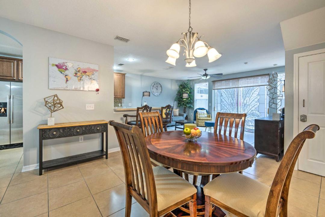 Photo of Livingroom in Buena Ventura Lakes