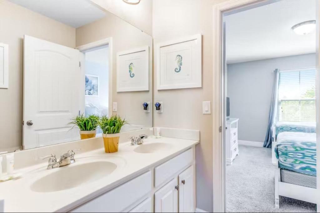 Photo of Bathroom in Loughman