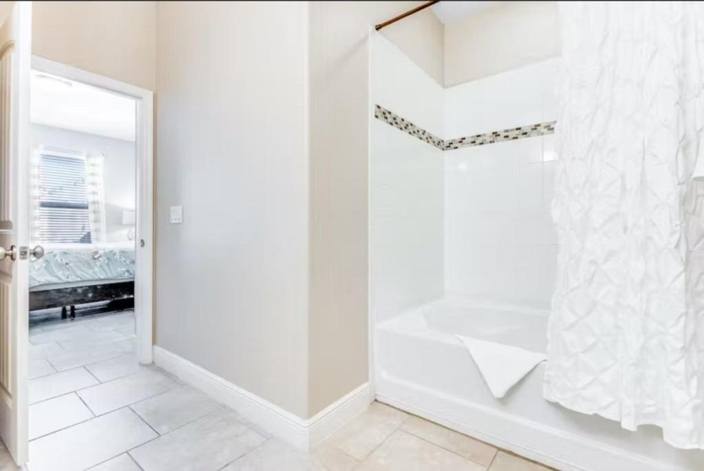 Photo of Bathroom in Loughman