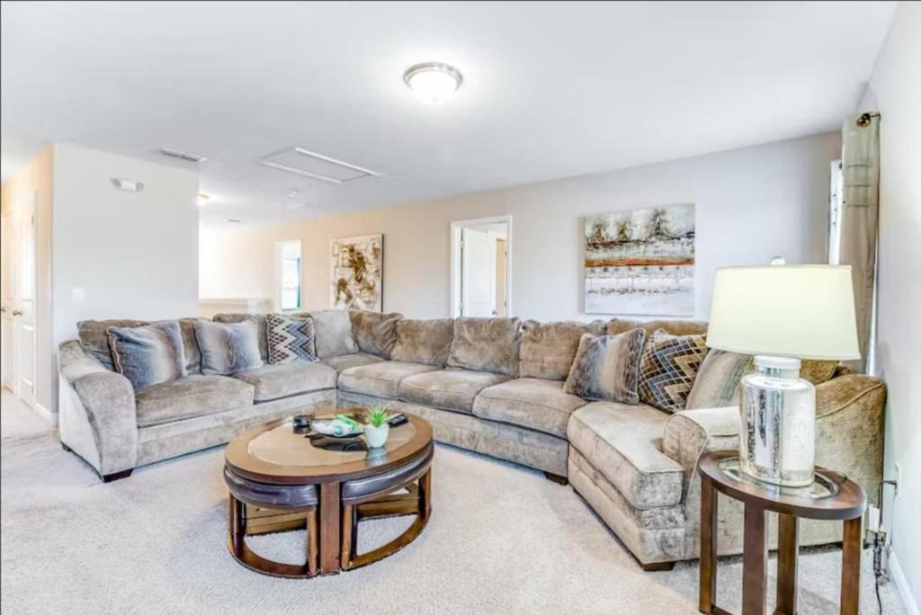 Photo of Livingroom in Loughman
