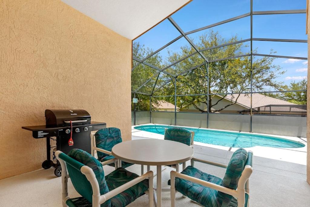 Photo of Others in Orange Tree