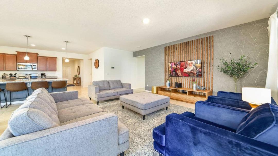 Photo of Livingroom in Loughman