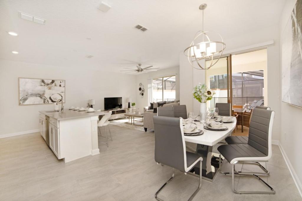 Photo of Livingroom in Kissimmee