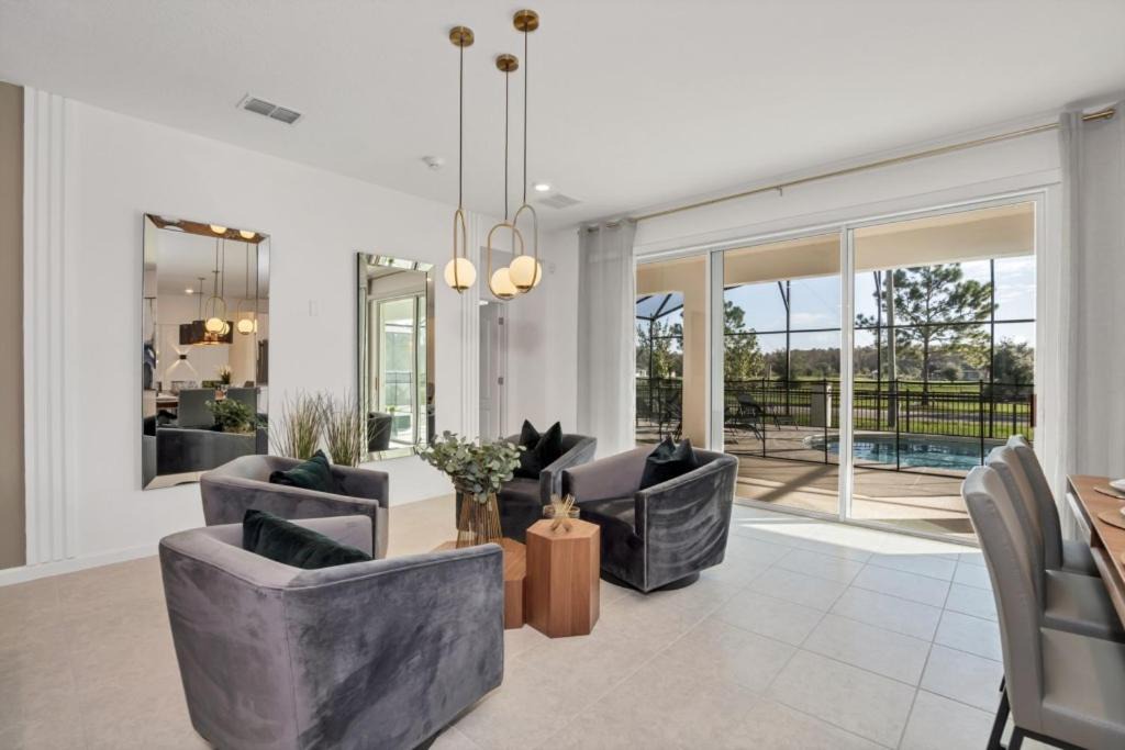 Photo of Livingroom in Kissimmee