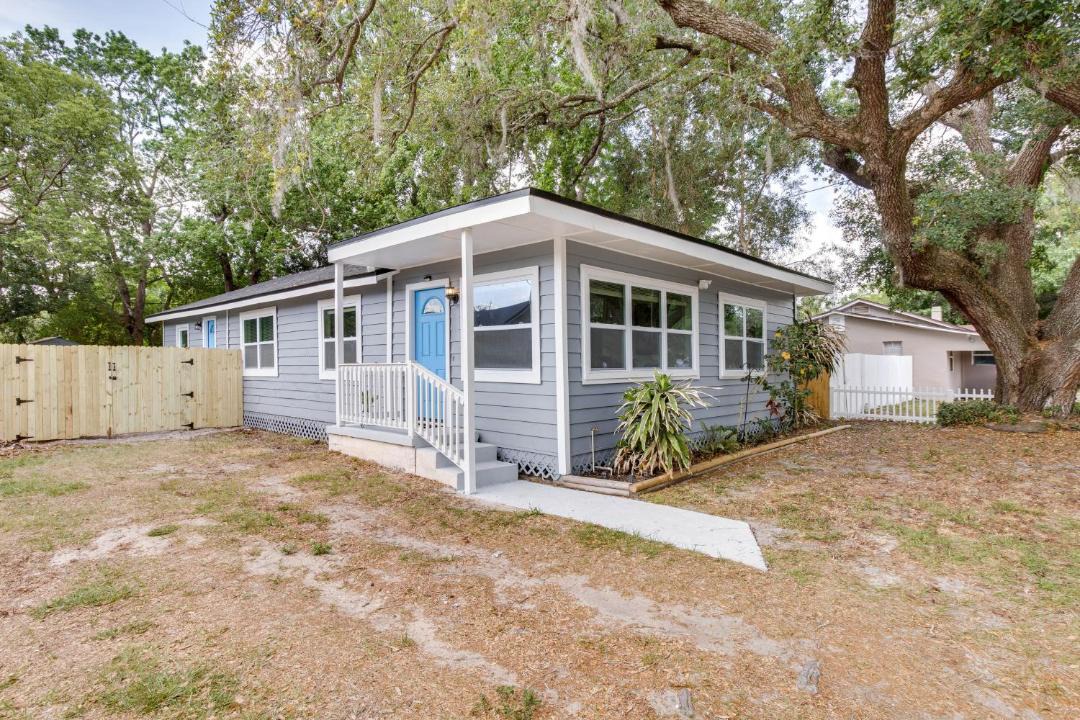 Photo of Others in Winter Garden