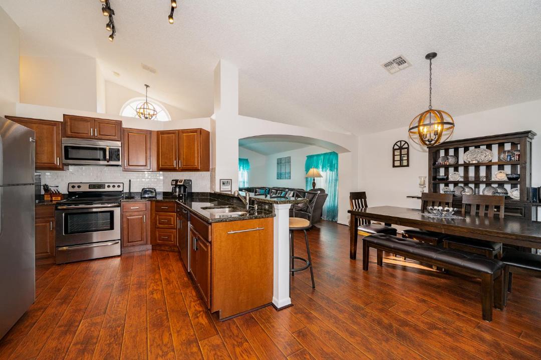 Photo of Kitchen in Crescent Lakes