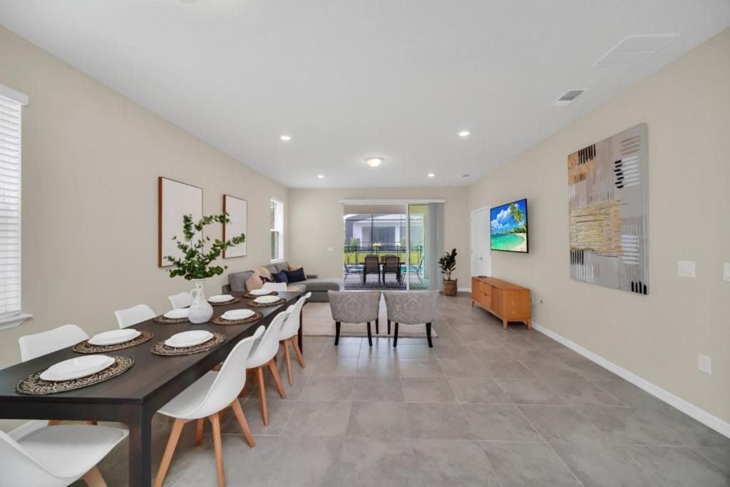 Photo of Livingroom in Loughman