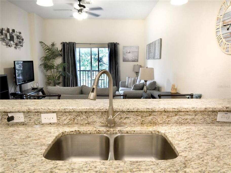Photo of Livingroom in Bahama Bay