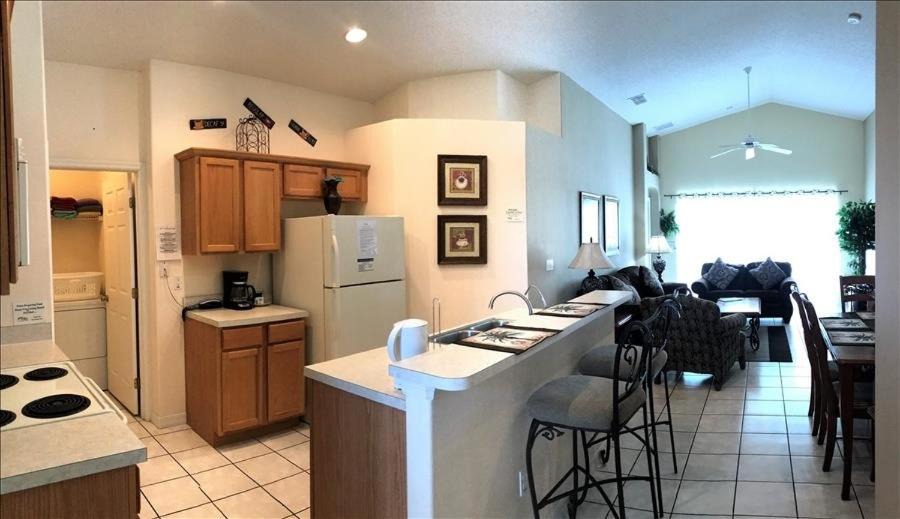 Photo of Others in Four Corners