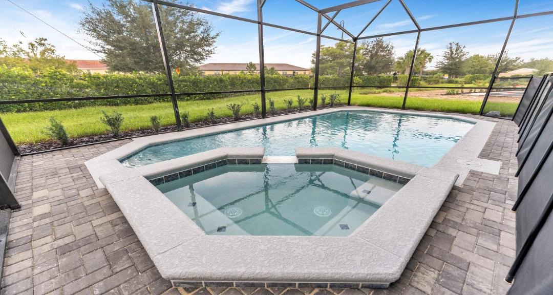 Photo of Patio Balcony in Loughman