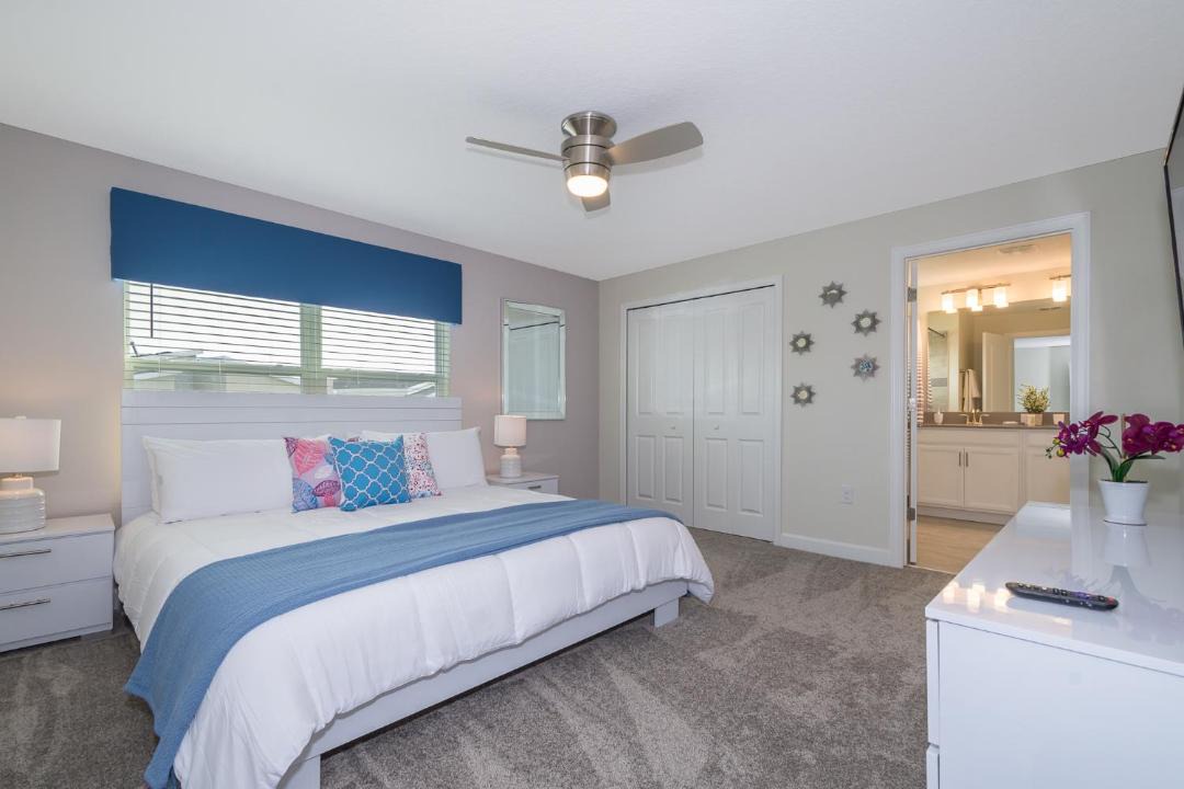 Photo of Bedroom in Sandy Ridge