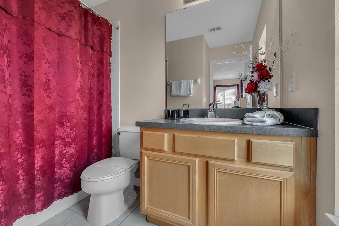 Photo of Bathroom in Loughman