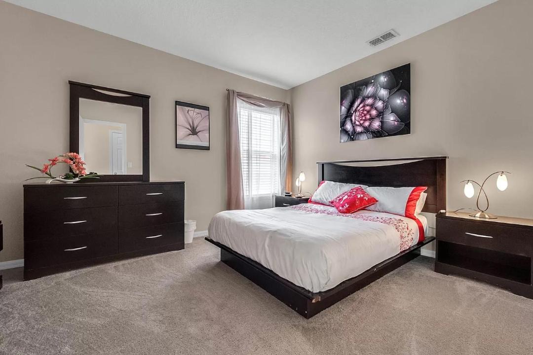 Photo of Bedroom in Loughman