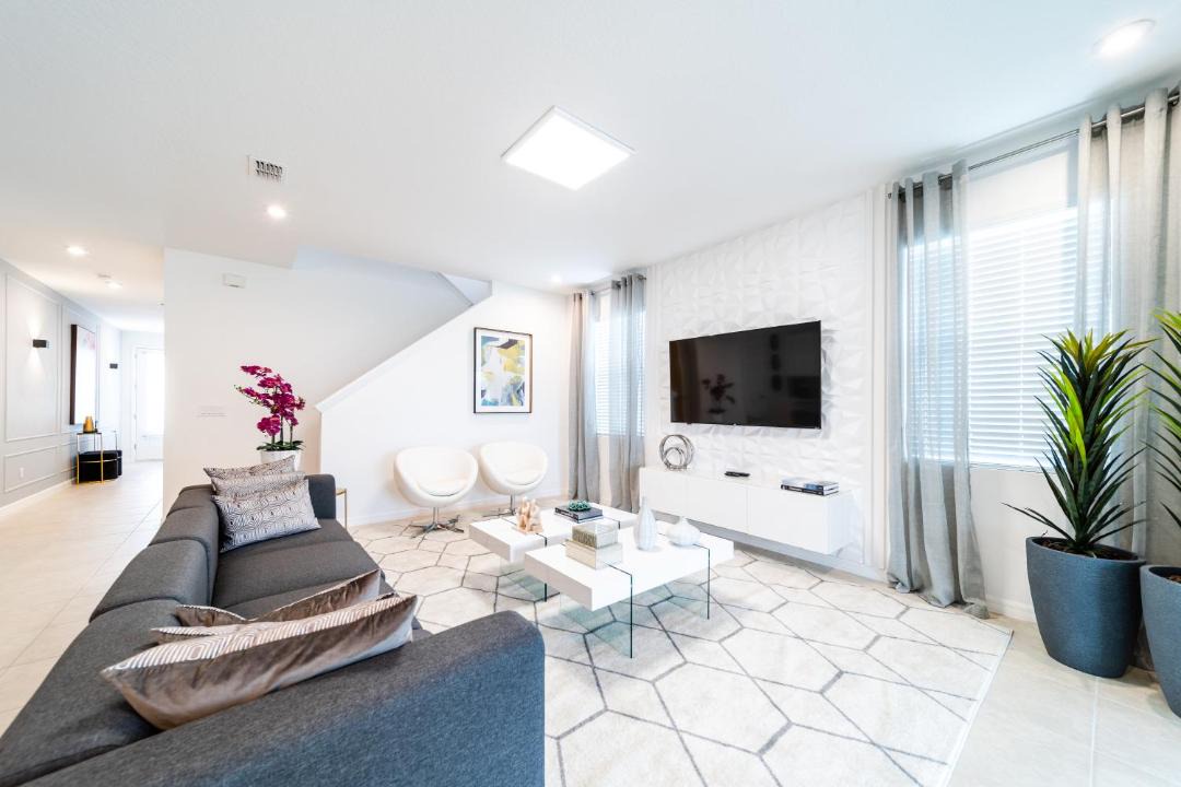 Photo of Livingroom in Four Corners