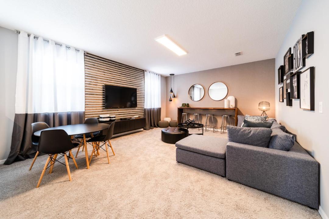 Photo of Livingroom in Four Corners