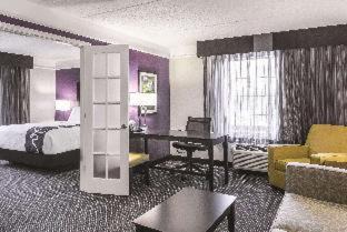 Photo of Bedroom in Airport North
