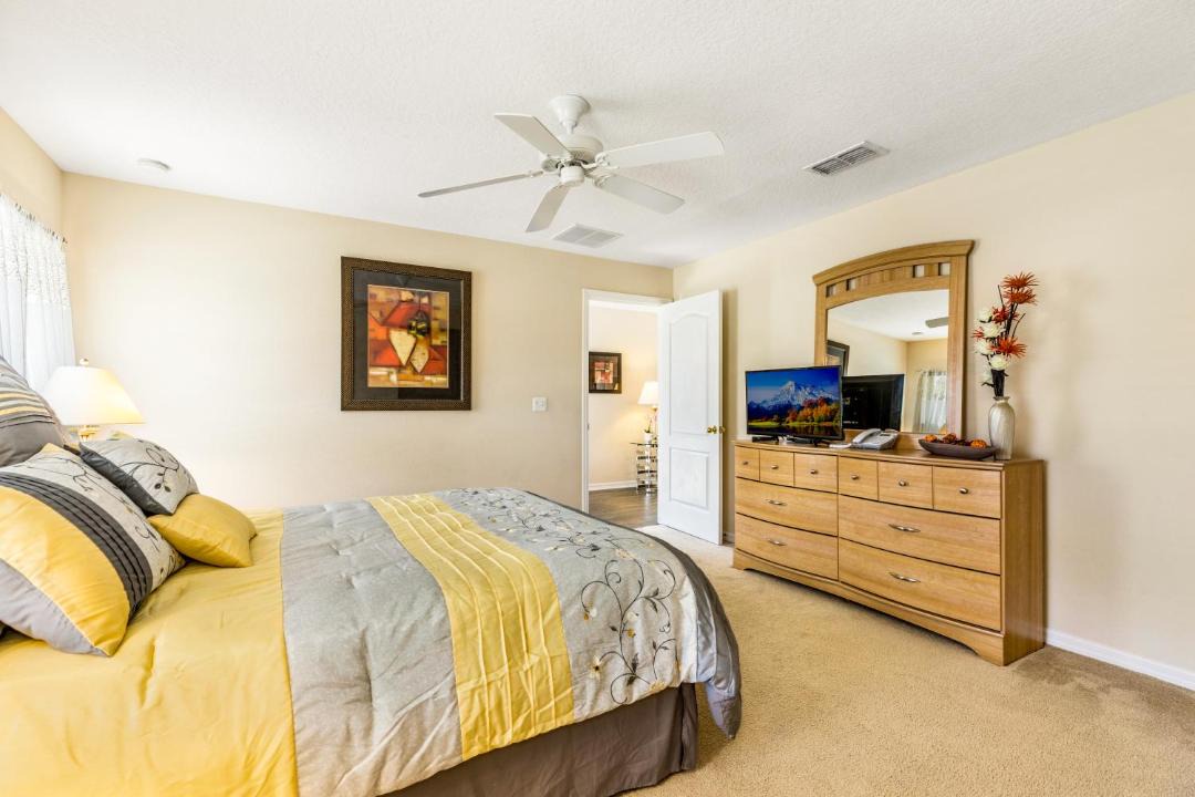Photo of Bedroom in Sandy Ridge